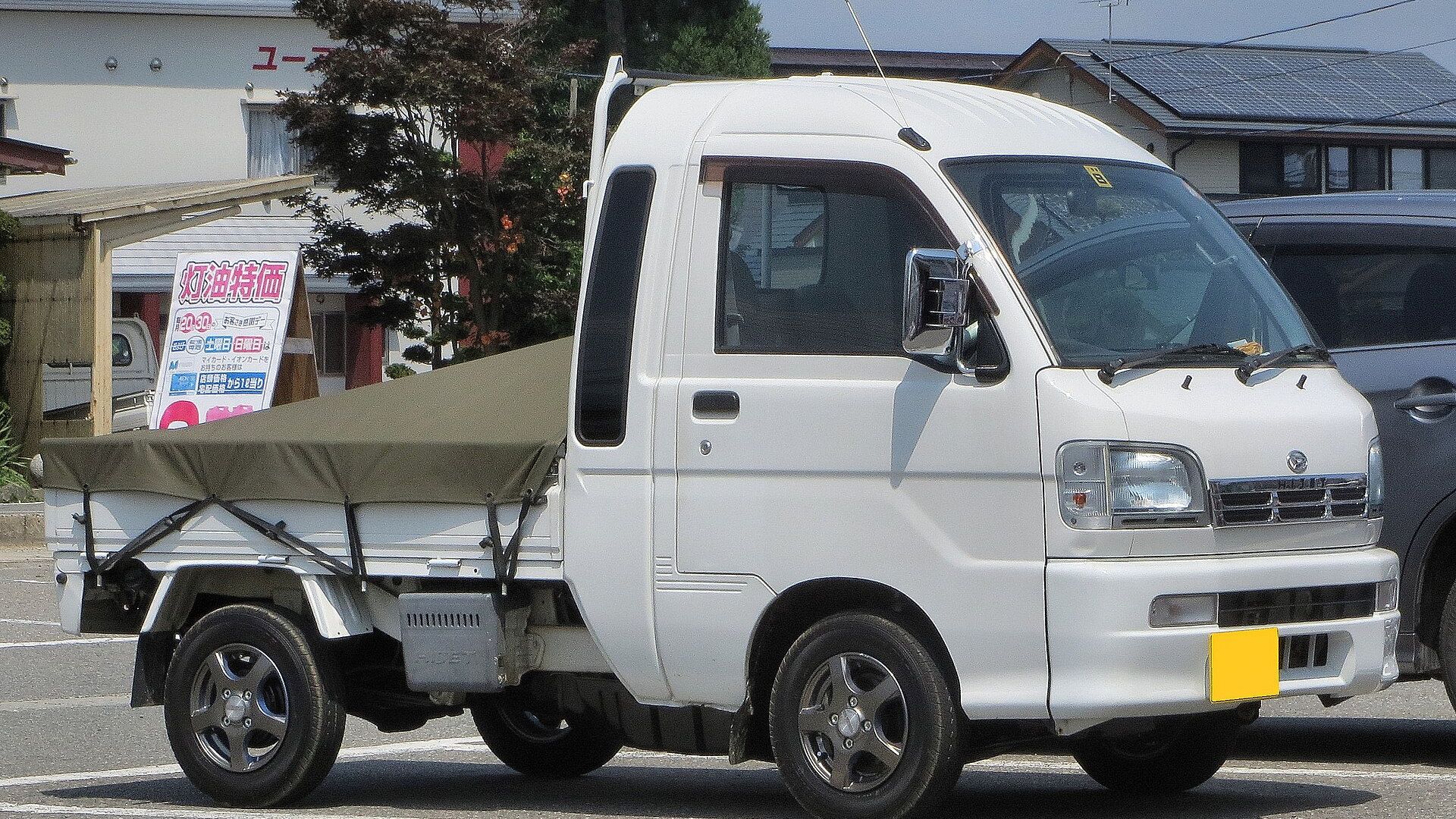 Japanese kei mini truck parked in Japan